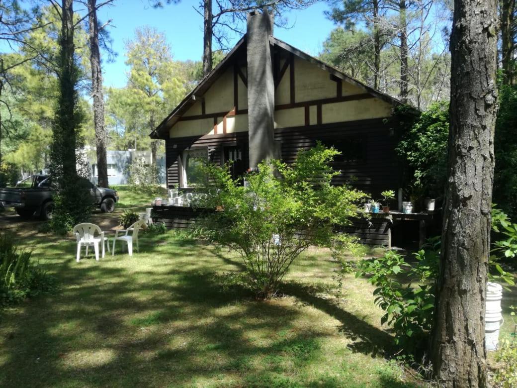 Cabana En Carilo Villa Esterno foto